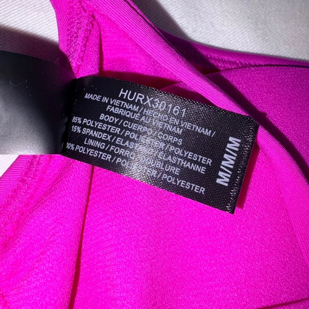Hurley Bikini Top Size Medium Purple NEW Ruched Straps Scoop Neck Swim HURX30161